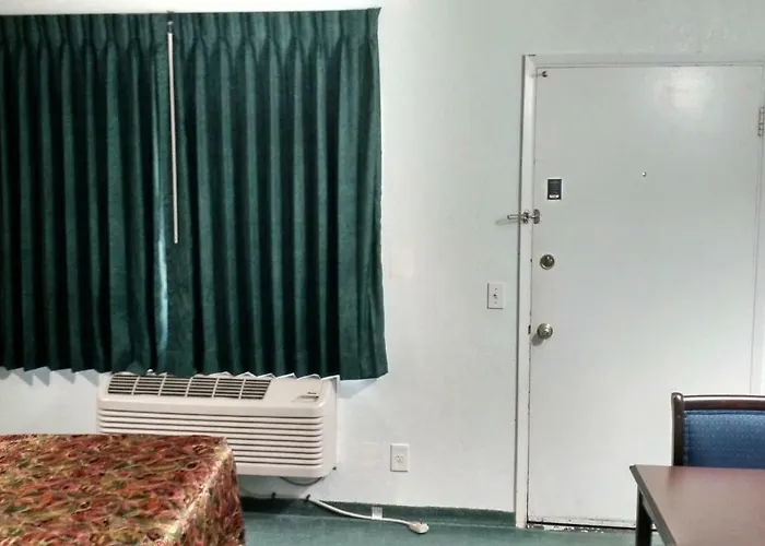 El Rancho Motel